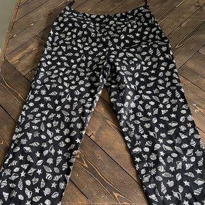 Super cute beachy pants!